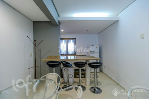 Image 44 - 984432