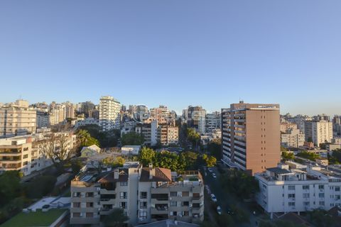 Image 19 - 984512