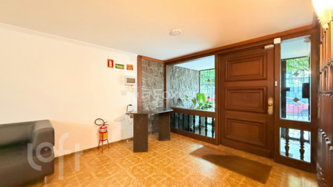 Image 39 - 984513