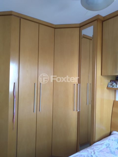 Image 9 - 984519