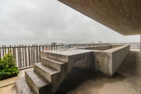 Image 4 - 984548