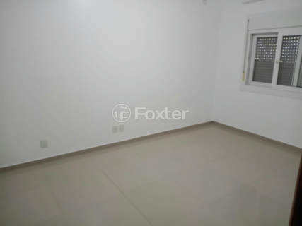 Image 7 - 984552