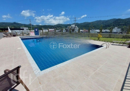 Image 16 - 984604