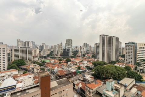 Image 24 - 984611