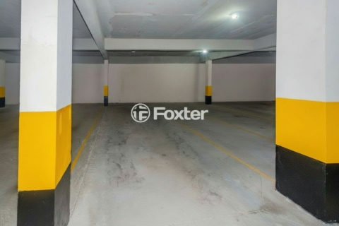 Image 33 - 984620