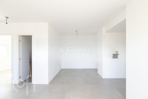 Image 6 - 984621