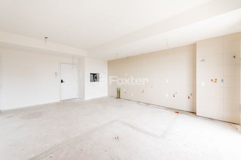 Image 4 - 984631