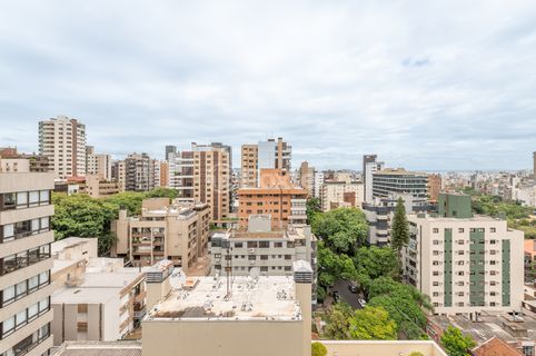 Image 15 - 984631