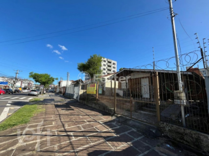 Image 3 - 984636