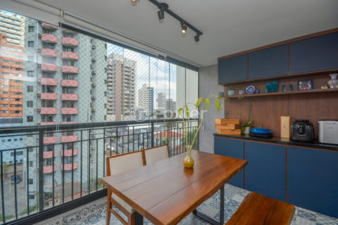 Image 4 - 984652