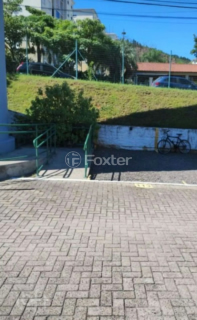 Image 11 - 984656
