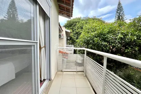 Image 38 - 984696