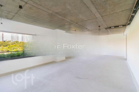 Image 4 - 984759