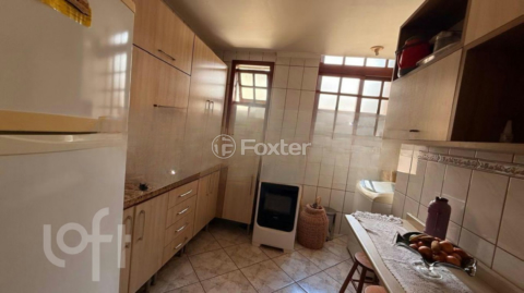 Image 3 - 984761