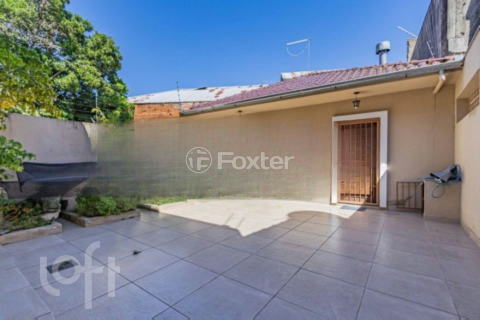 Image 30 - 984767