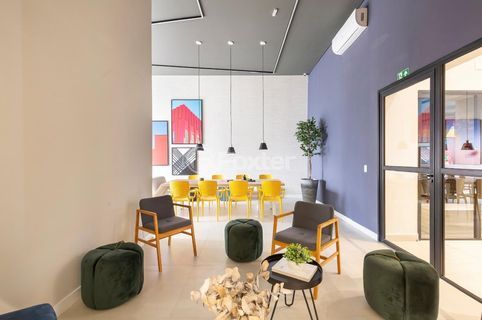Image 19 - 984861