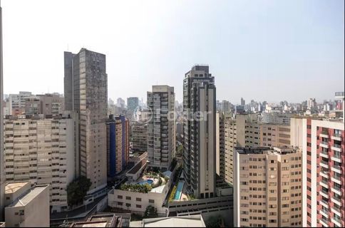 Image 14 - 984882