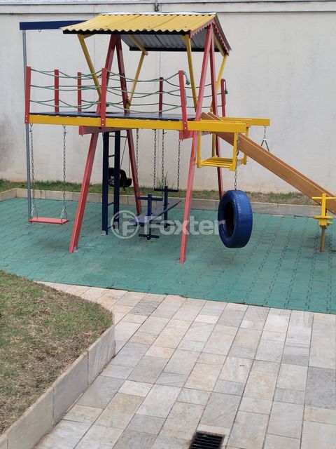 Image 29 - 984888