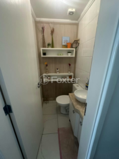 Image 7 - 984943