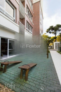 Image 33 - 984981
