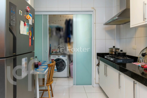 Image 7 - 984992