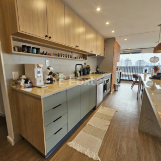 Image 3 - 985007