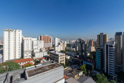 Image 15 - 985100