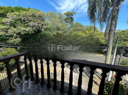 Image 11 - 985161