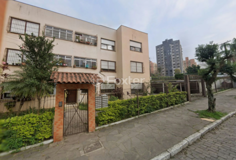 Image 7 - 985413