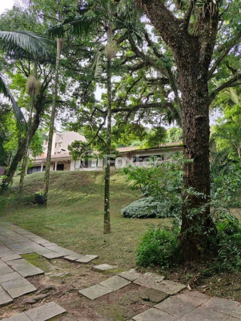Image 1 - 985453