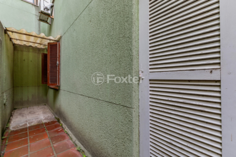 Image 11 - 985503