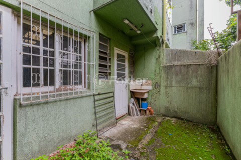 Image 21 - 985503