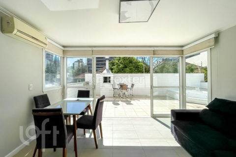 Image 34 - 985525