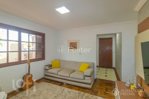 Image 3 - 985563