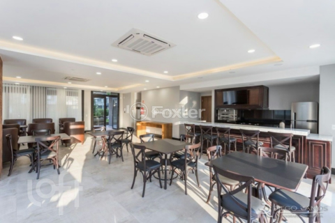 Image 34 - 985568