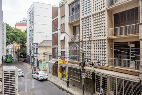 Image 7 - 985582