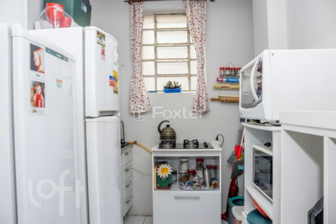 Image 21 - 985582