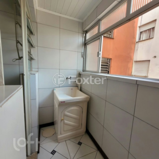 Image 7 - 985589