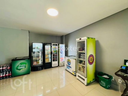 Image 24 - 985603