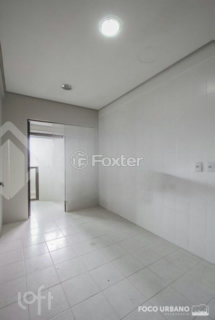 Image 46 - 985622