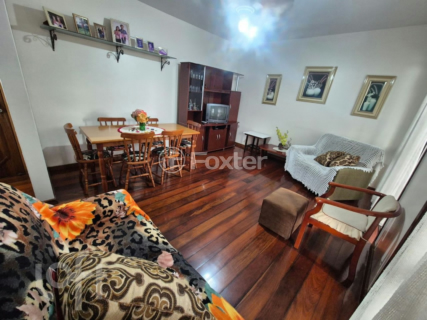 Image 3 - 985706
