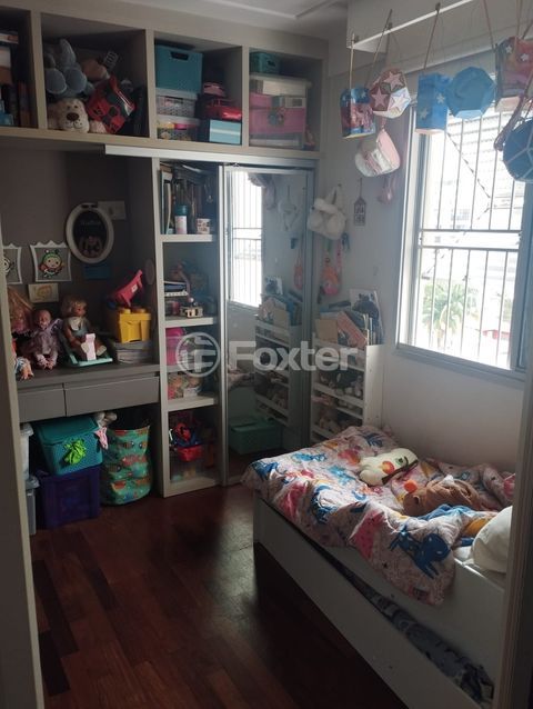 Image 7 - 985840