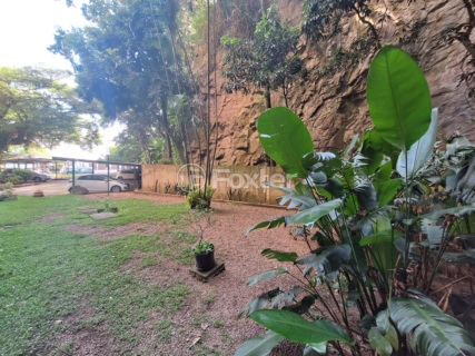 Image 9 - 985891