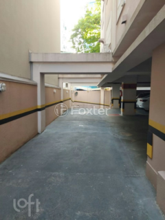 Image 4 - 986103