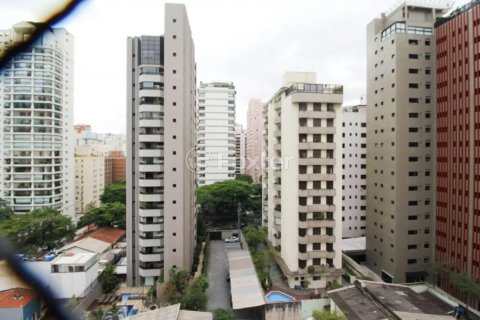 Image 25 - 986160
