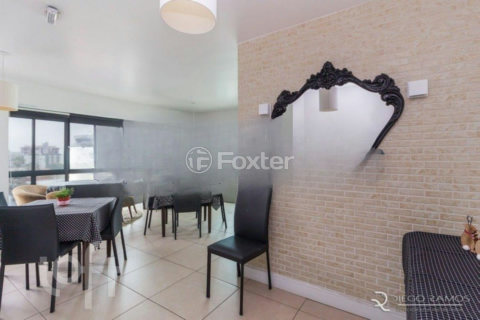 Image 37 - 986222