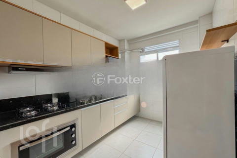 Image 6 - 986231