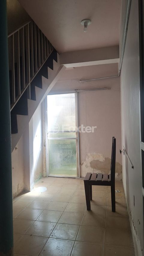 Image 7 - 986271