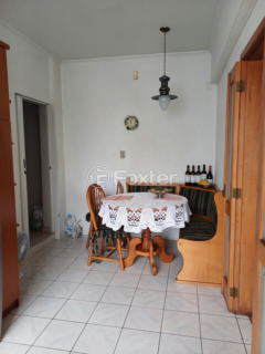 Image 4 - 986316