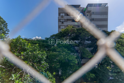 Image 4 - 986360